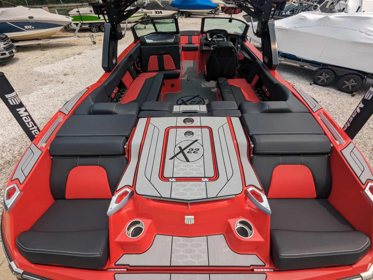 2023 MasterCraft X22