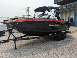 2023-mastercraft-x22-137377-image3.webp