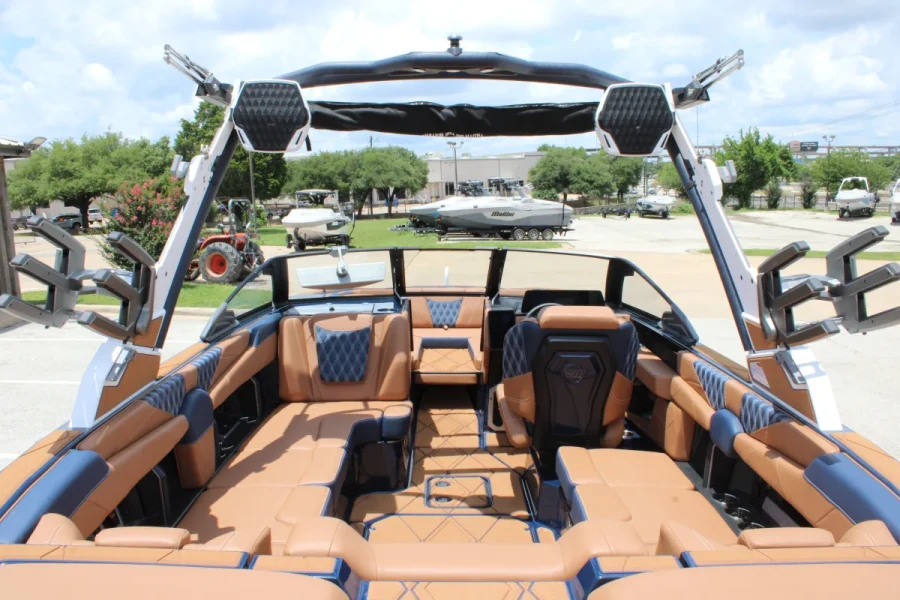 2026-malibu-m230-137379-image10.webp