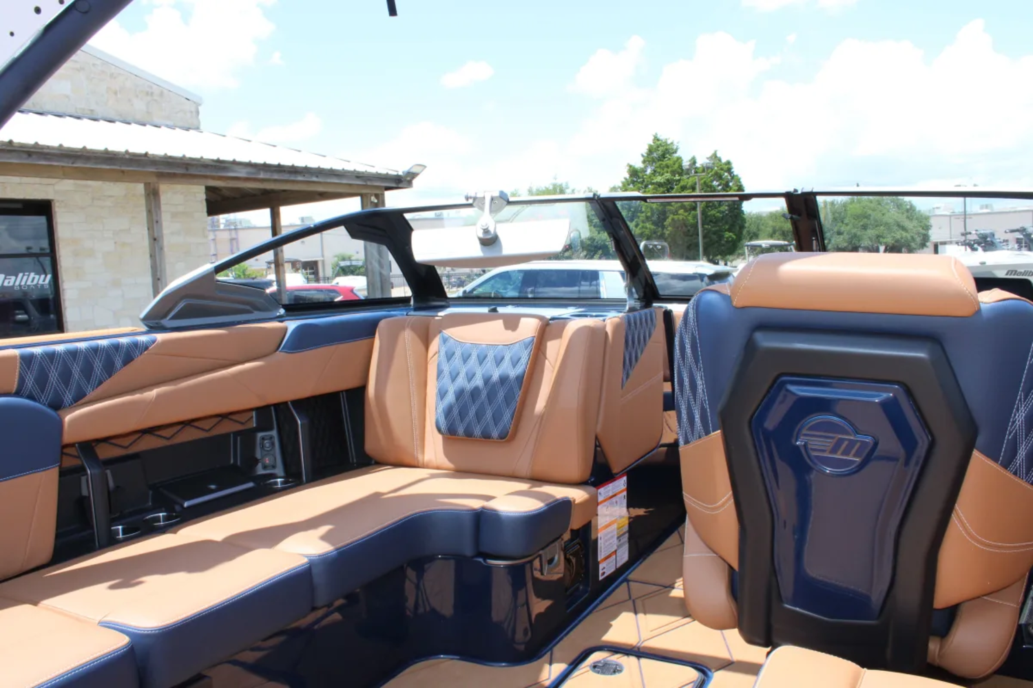 2026 Malibu M230