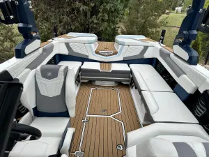 2022-nautique-g23-137401-image13.webp