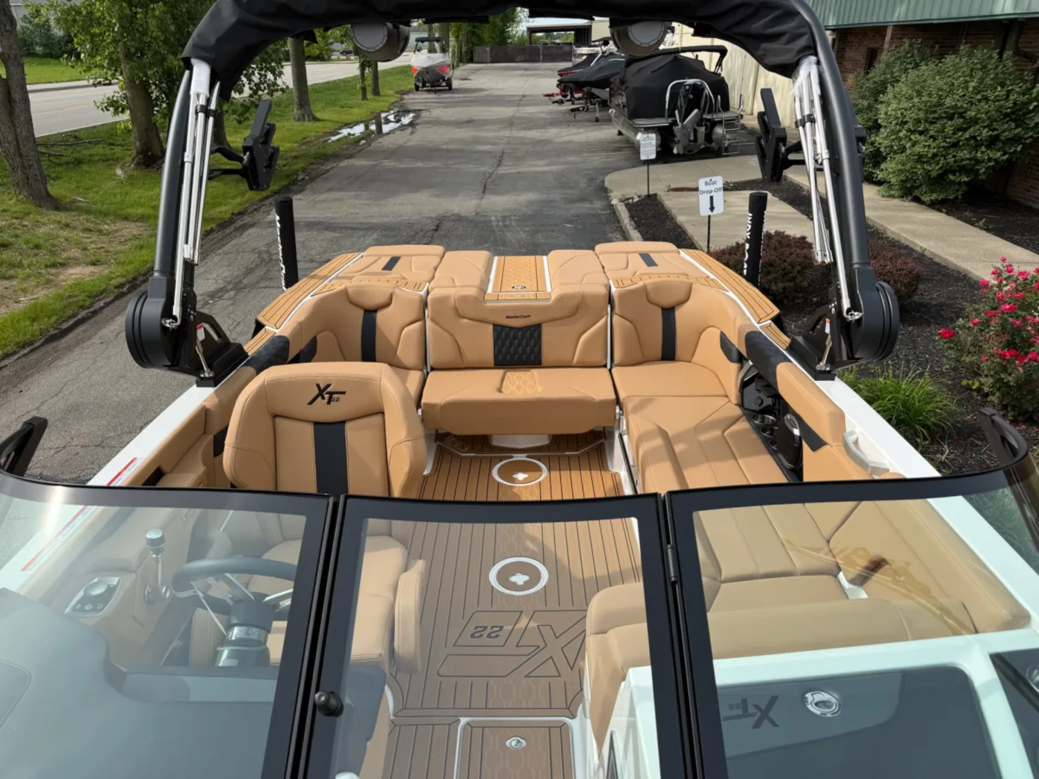 2026 MasterCraft XT22