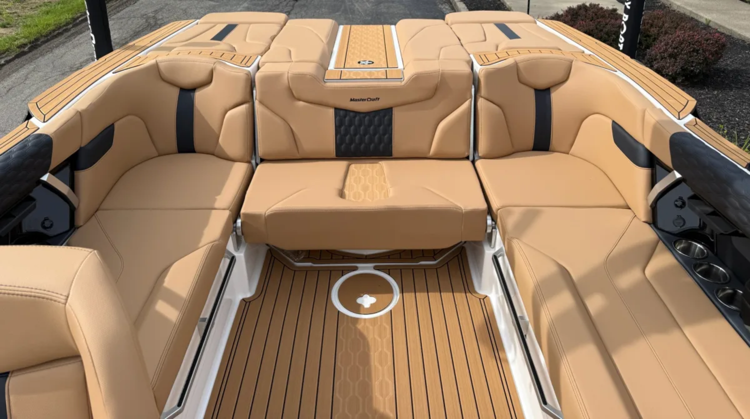 2026 MasterCraft XT22