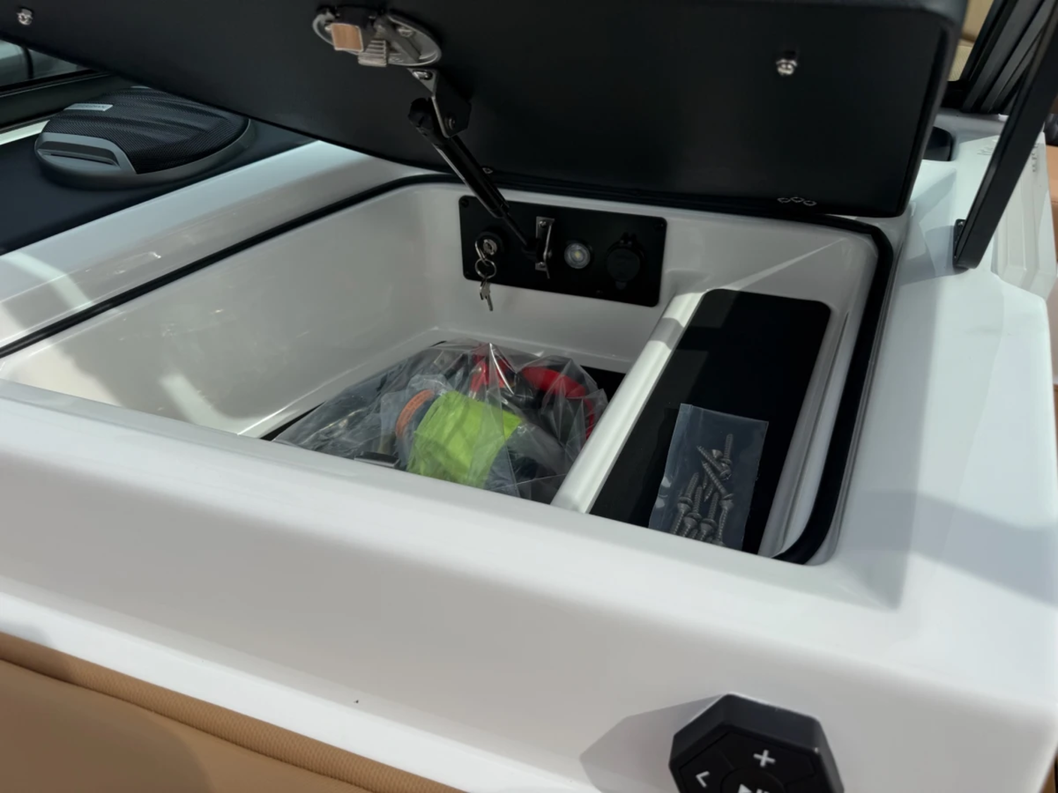 2026 MasterCraft XT22