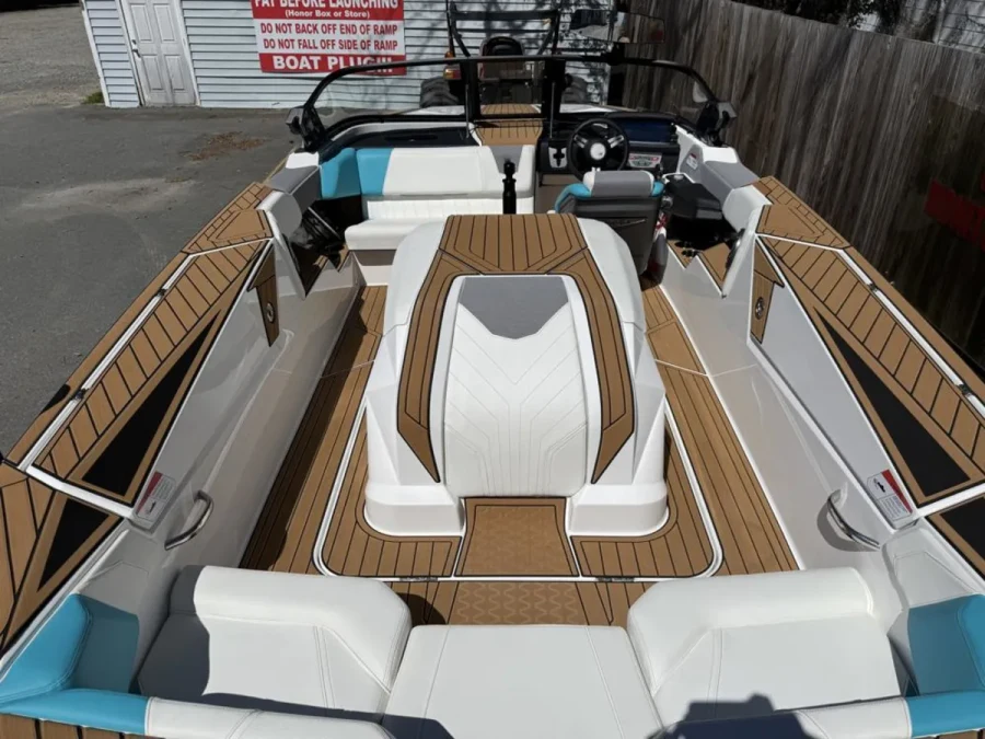 2023-nautique-ski-nautique-137418-image4.webp
