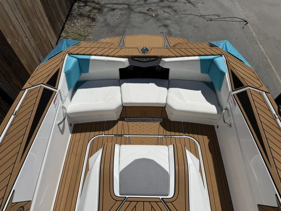 2023-nautique-ski-nautique-137418-image7.webp
