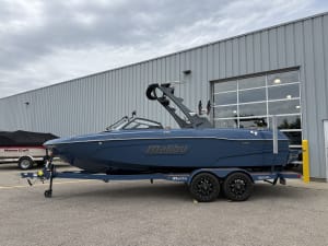 2022-malibu-wakesetter-23-lsv-137436-image1