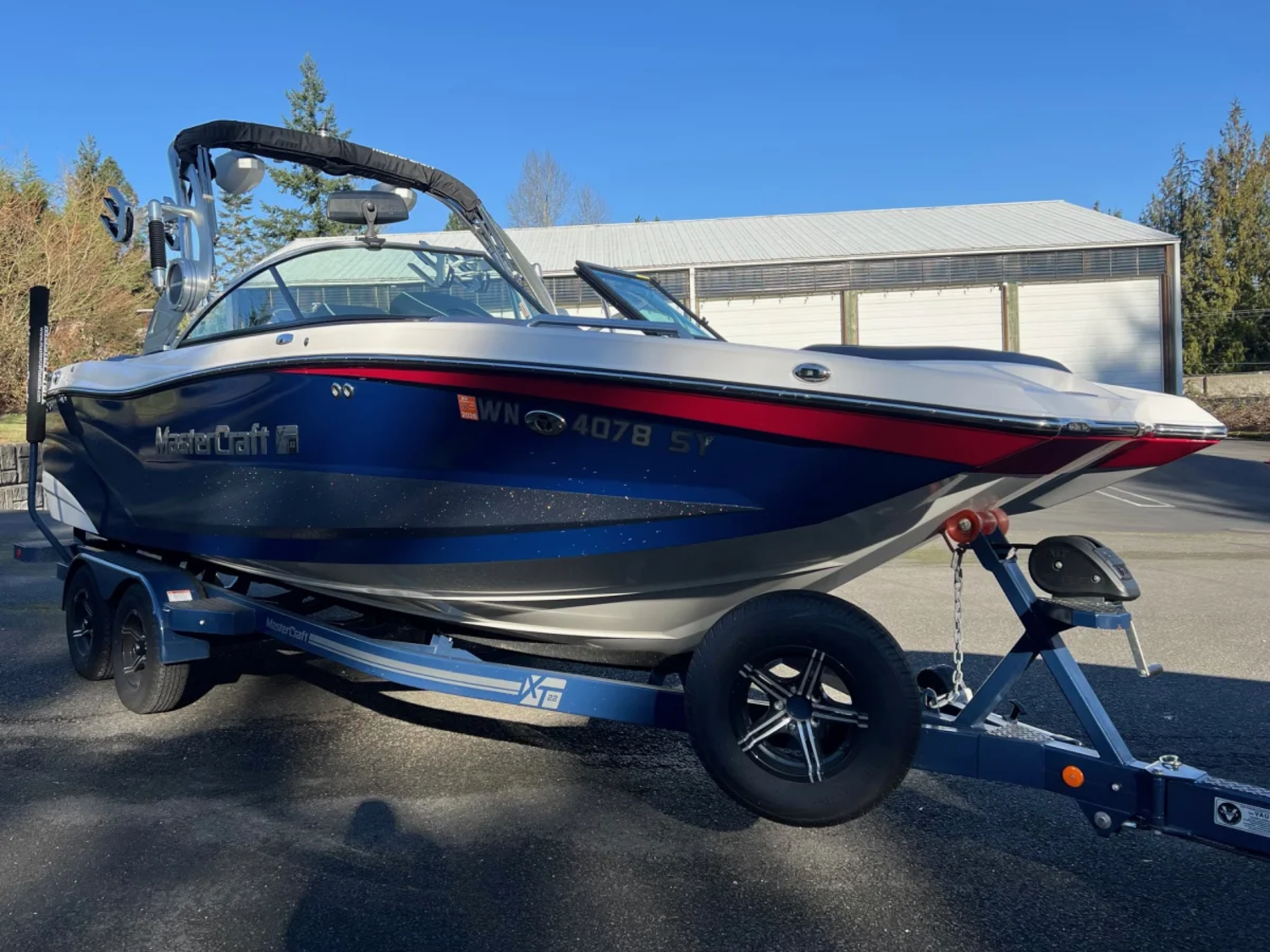 2021 MasterCraft XT22
