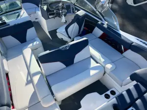 2021-mastercraft-xt22-137443-image13.webp