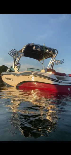 2014-mastercraft-x46-137444-image1.webp