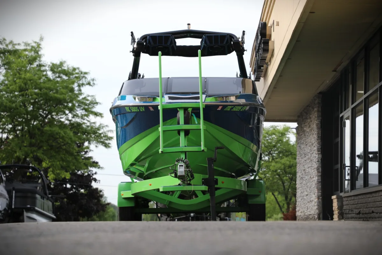 2022 Centurion Ri265 - Stern Thruster - 250 Hours 
