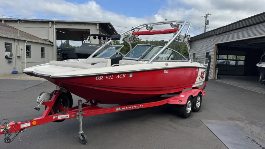 2006-mastercraft-x2-137468-image1.webp
