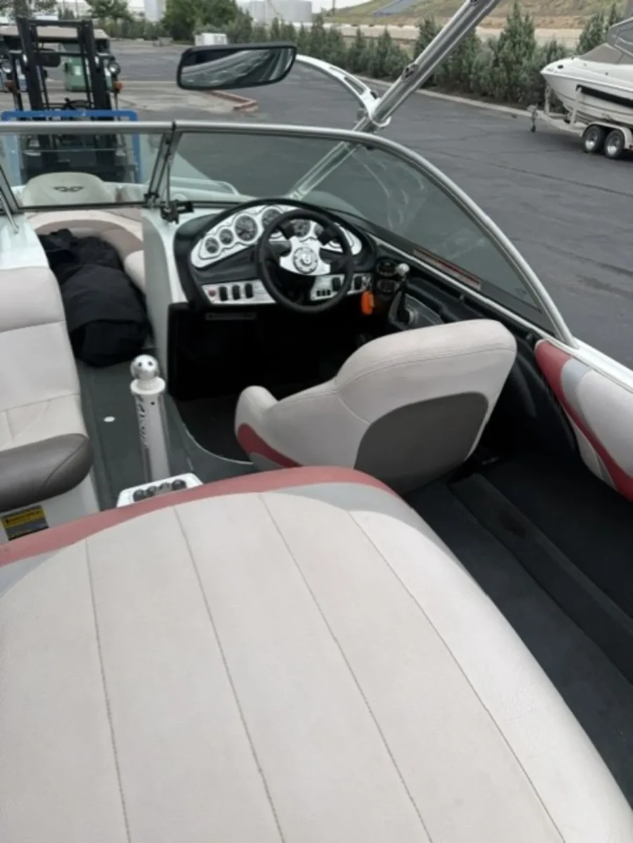 2005-mastercraft-x9-137470-image1.webp