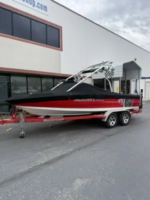 2005-mastercraft-x9-137470-image8.webp