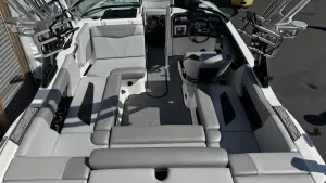 2020-mastercraft-nxt20-137472-image3.webp