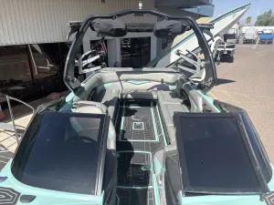 2019-centurion-ri257-137474-image7.webp