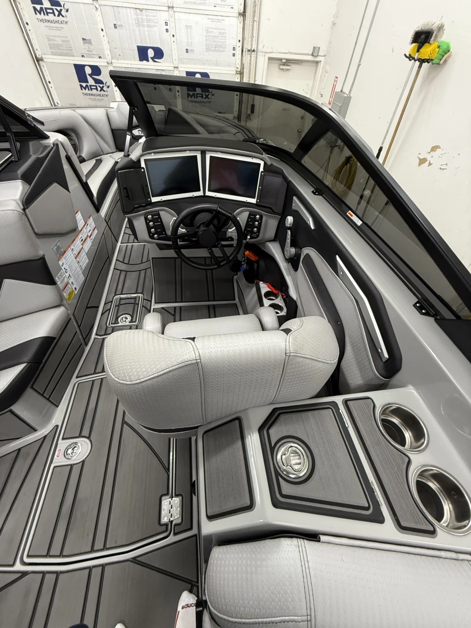 2023 Centurion Boats Ri265 Longer Warranty