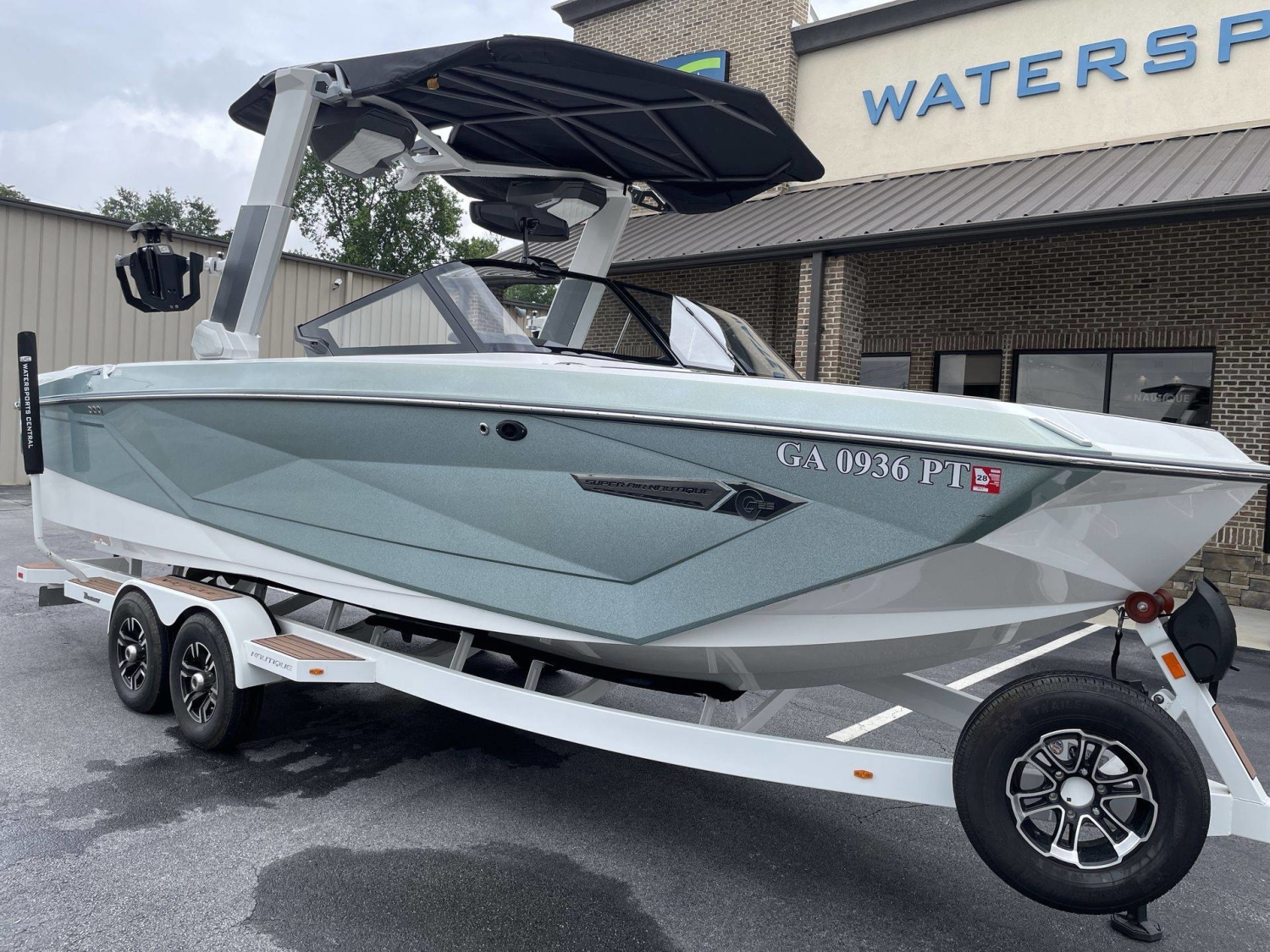 2022 Nautique G25