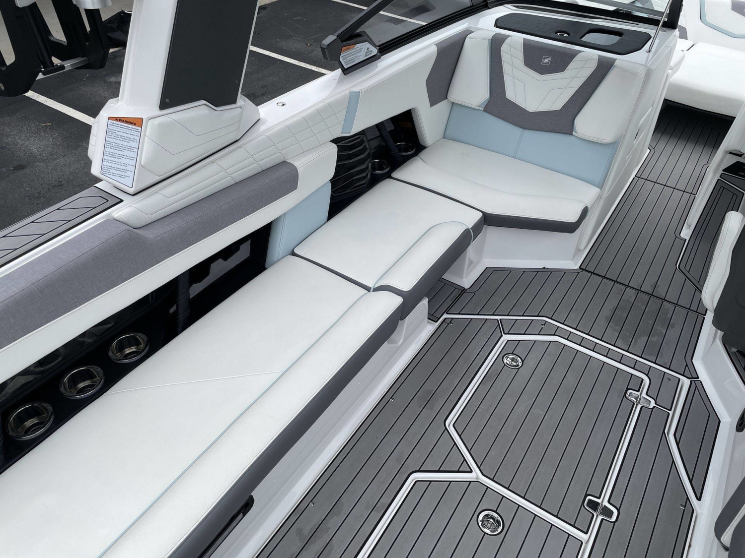 2022 Nautique G25
