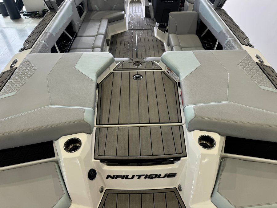 2023-nautique-gs22-137507-image10