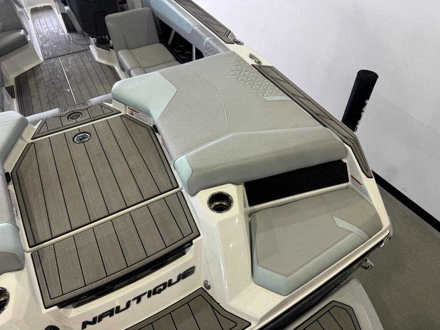 2023-nautique-gs22-137507-image11