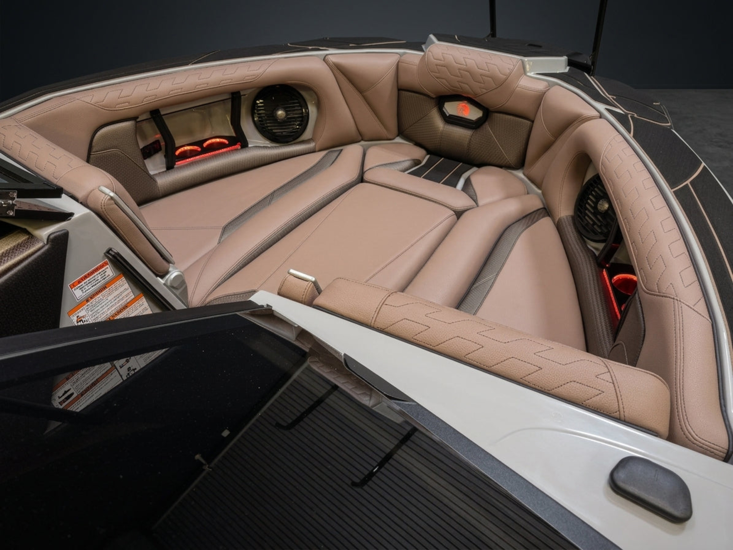 2026 Centurion Boats Ri230