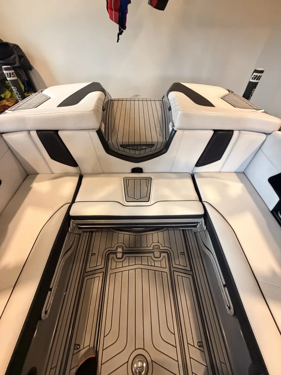 2019-nautique-g23-137517-image10.webp
