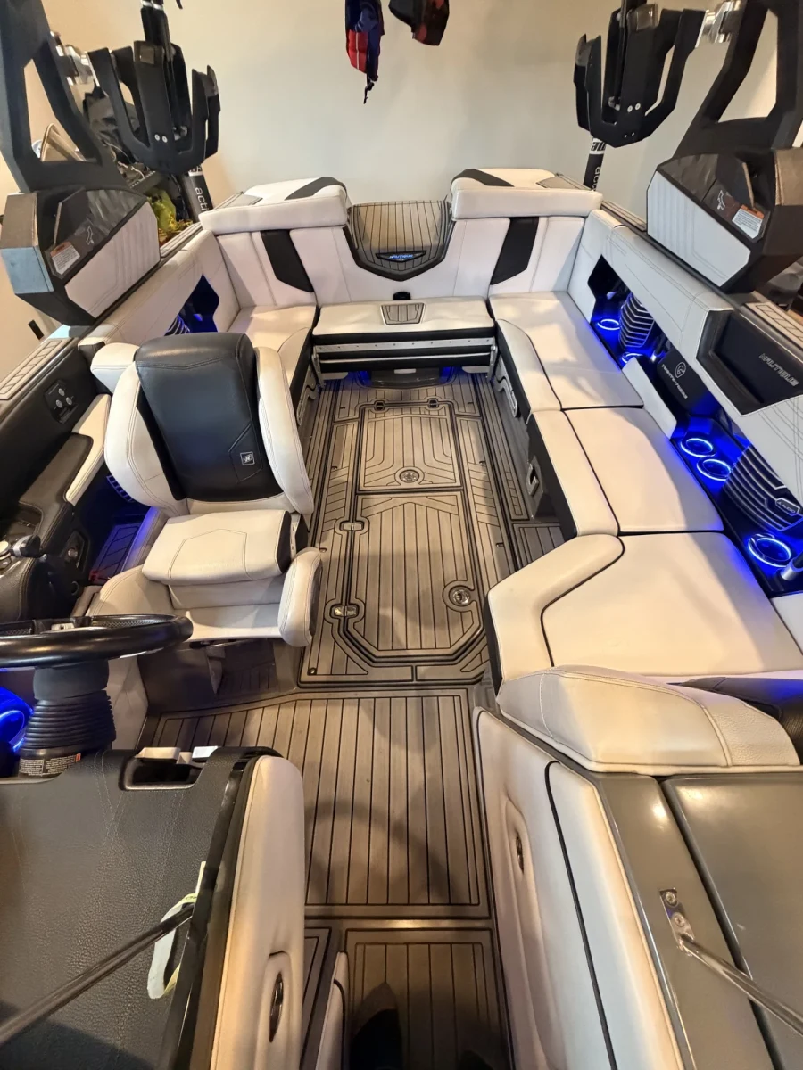 2019-nautique-g23-137517-image13.webp