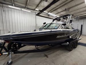 2015-mastercraft-maristar-230-137518-image13