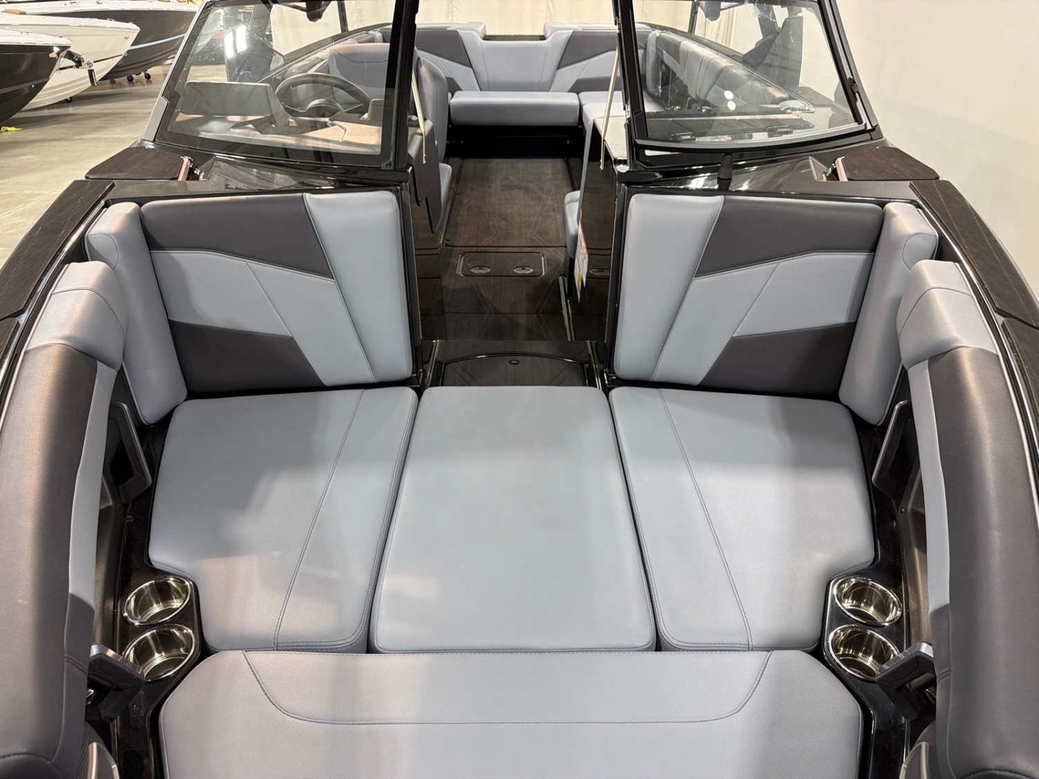 2026 Axis T250
