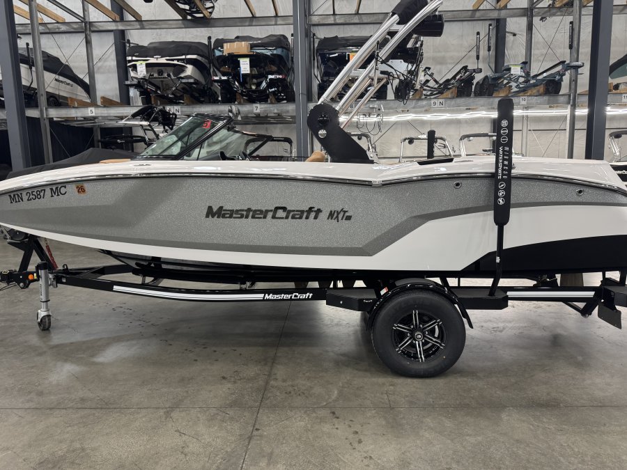 2021-mastercraft-nxt20-137535-image6