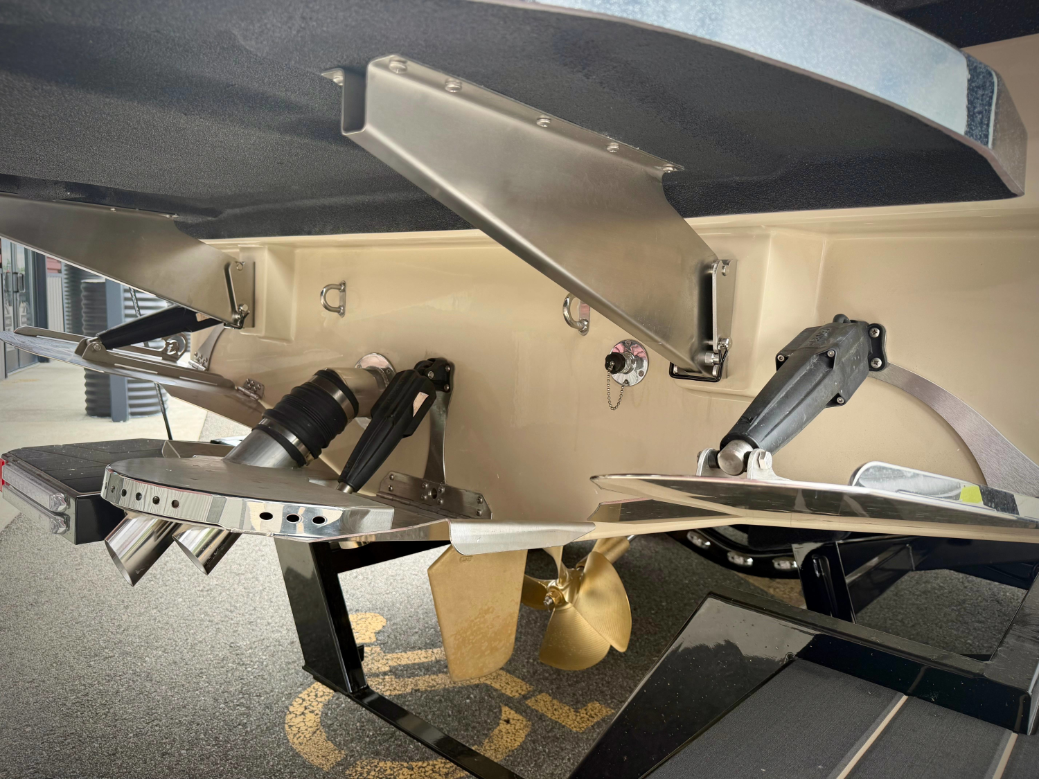 2026 Centurion NV243