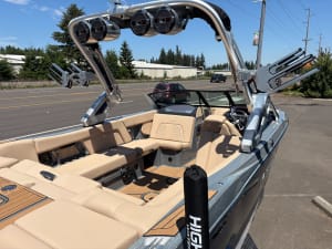 2022-mastercraft-x24-137547-image10