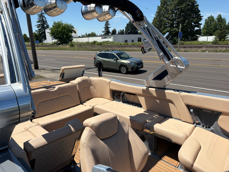 2022-mastercraft-x24-137547-image17