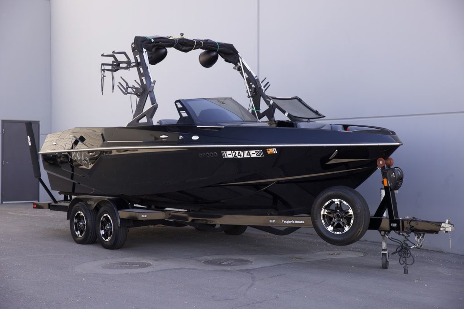 2019 Axis Wake Research T23
