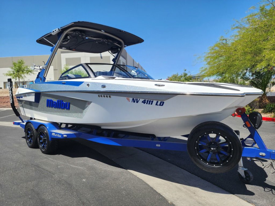 2021-malibu--wakesetter-23-mxz-137551-image2