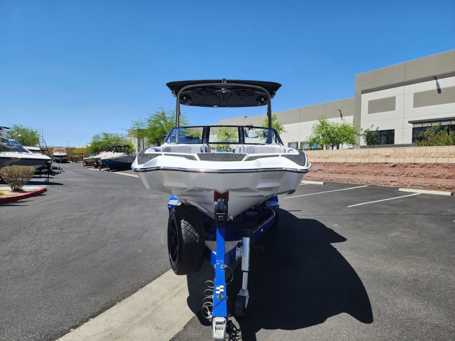 2021 Malibu Boats 23 MXZ