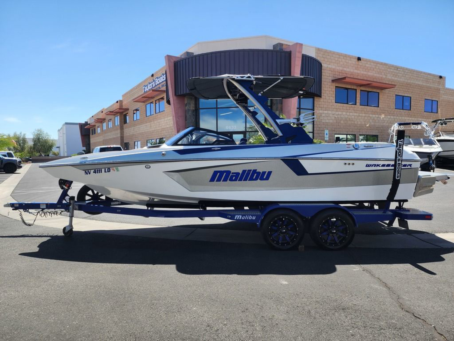 2021 Malibu Boats 23 MXZ