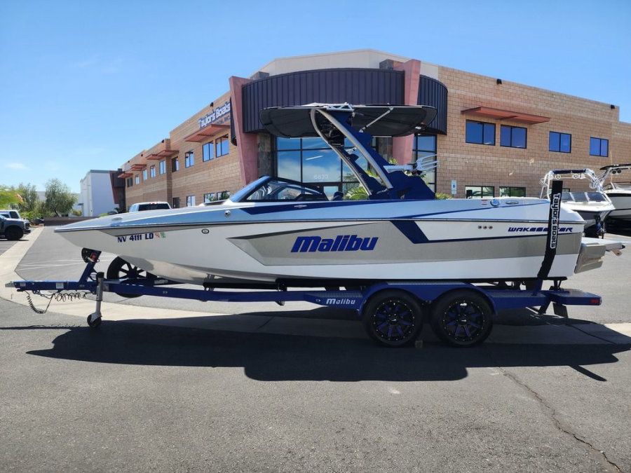2021-malibu--wakesetter-23-mxz-137551-image5