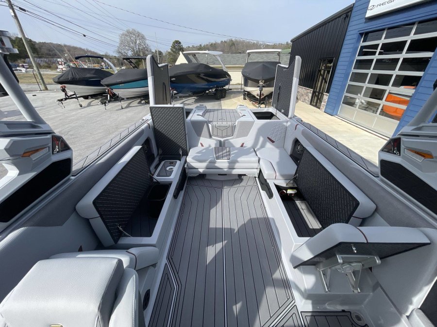 2025-nautique-gs24-137552-image10