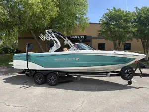 2020 MasterCraft XT25 Icon
