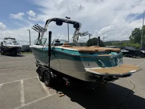 2020 MasterCraft XT25 Icon