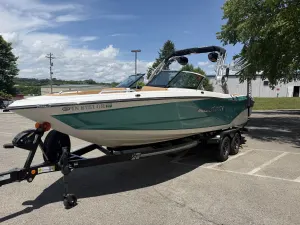 2020 MasterCraft XT25 Icon