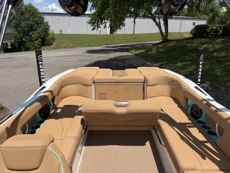 2020-mastercraft-xt25-137571-image2.webp