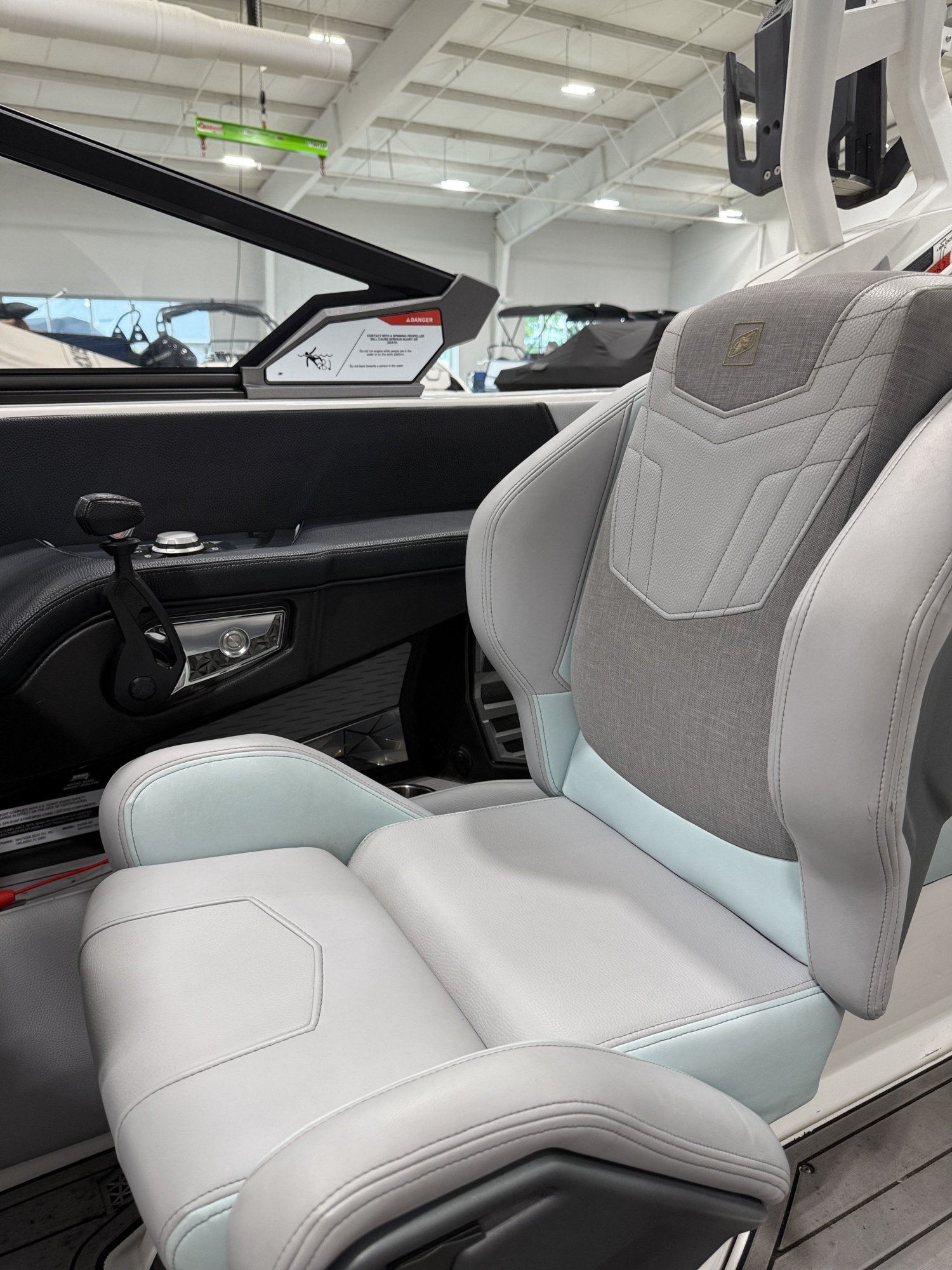 2021 Nautique G21