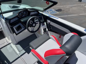 2022-mastercraft-nxt24-137621-image12