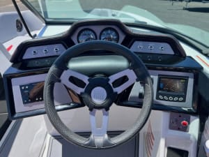 2022-mastercraft-nxt24-137621-image20