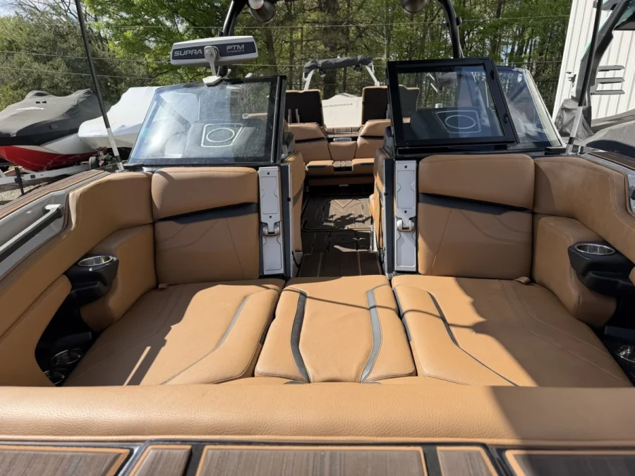2023-supra-se-137625-image6.webp