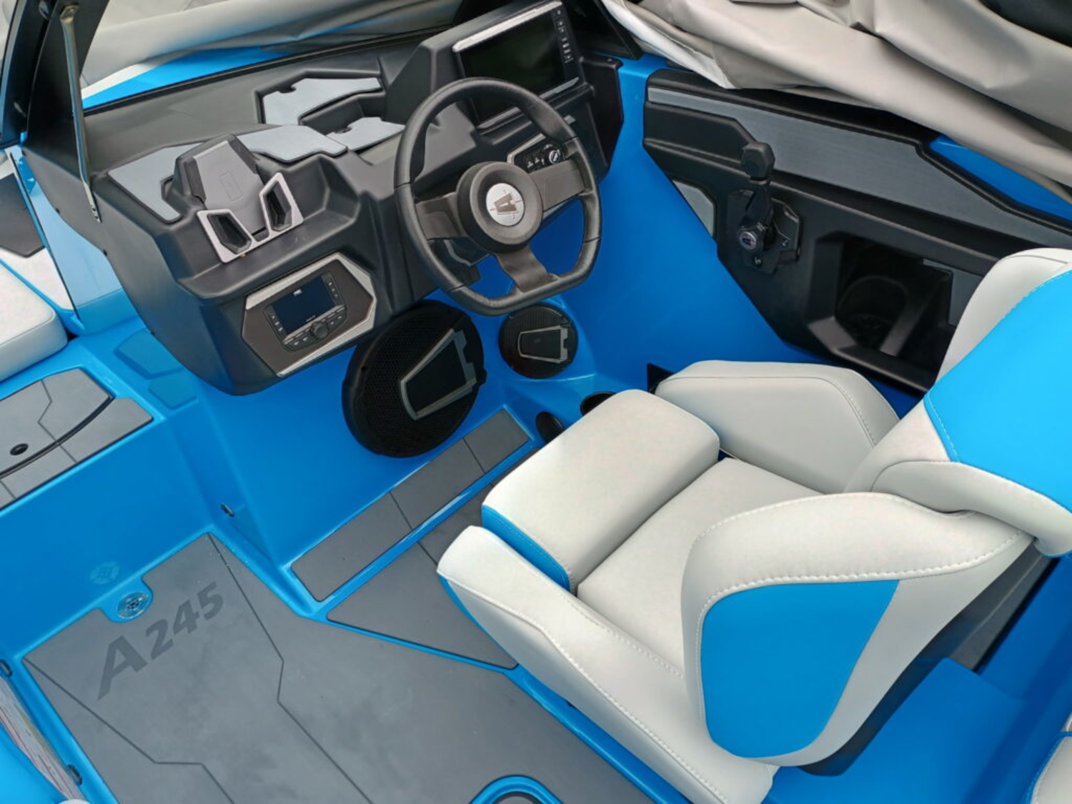 2025 AXIS A245