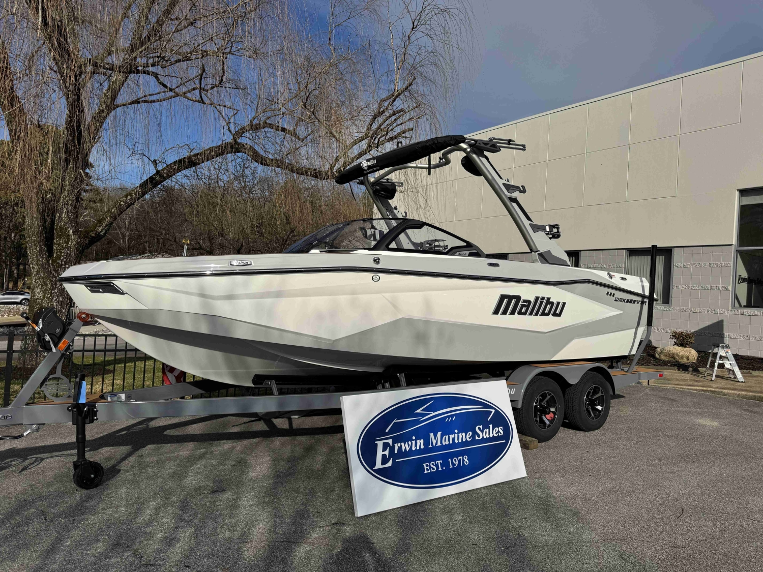 2026 MALIBU 22 LSV